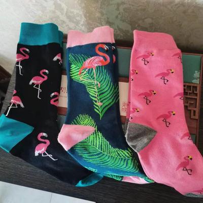 Chaussette Homme Coton Motif Flamant Rose Drôle Chaussettes Hautes Style Rue Cadeau Homme Mari Chaussettes Rue Mignonnes Nouveauté Funky Rose Noir
