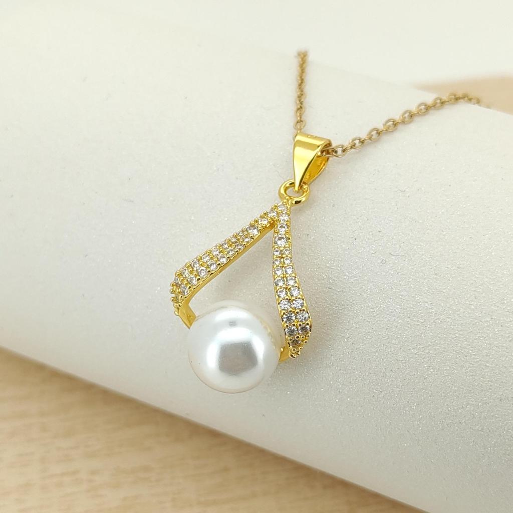 S925 Sterling Silver Pearl Water Drop Pendant Necklace - Elegant Niche Design