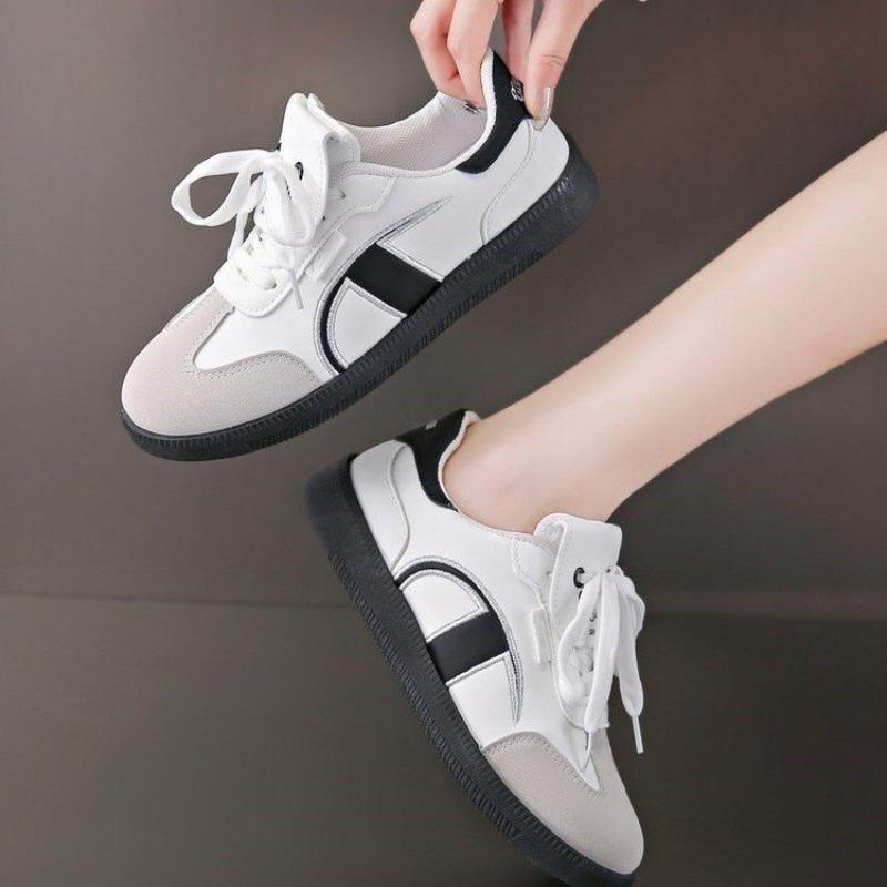 Autumn new lightweight flat-bottomed sports board shoes versatile casual retro women