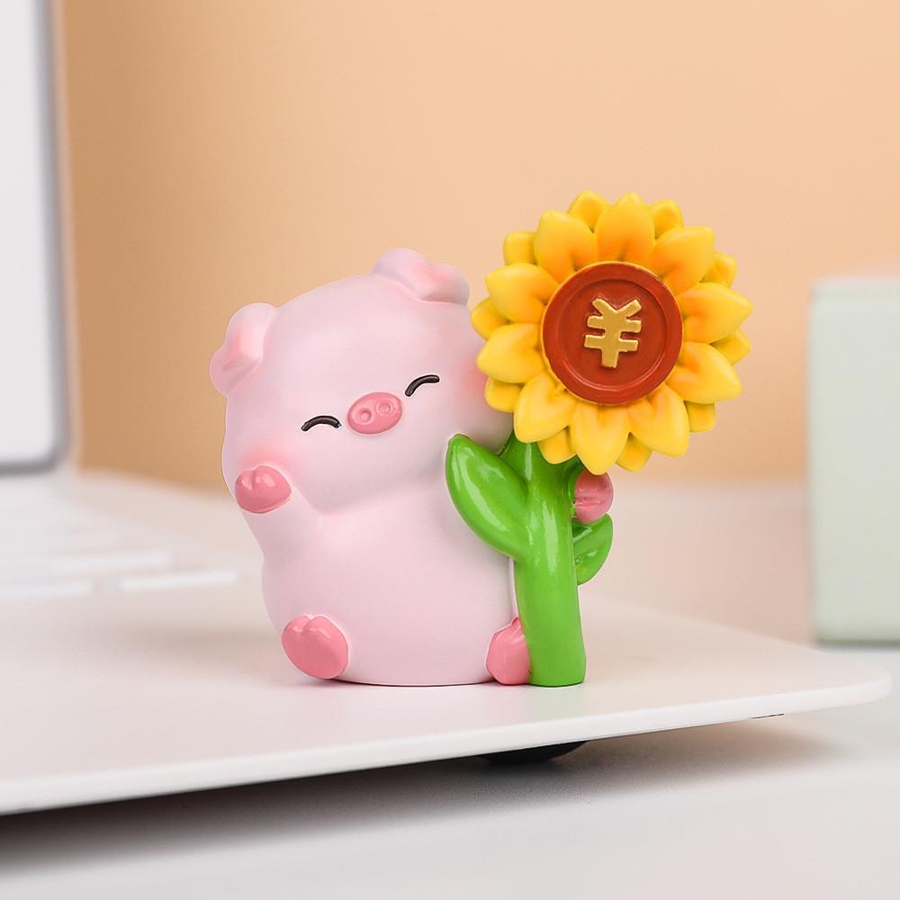 Car Decor Resin Car Accessory With Cute Pig Design For Office And Car Gift Ideas