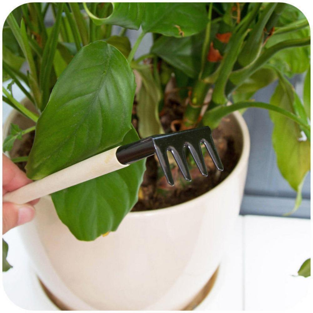 3pcs Mini Garden Tools Set Portable Shovel Tools Shovel Rake Spade Garden Plant Tool Set with Wooden Handle Kids Outdoor Tools