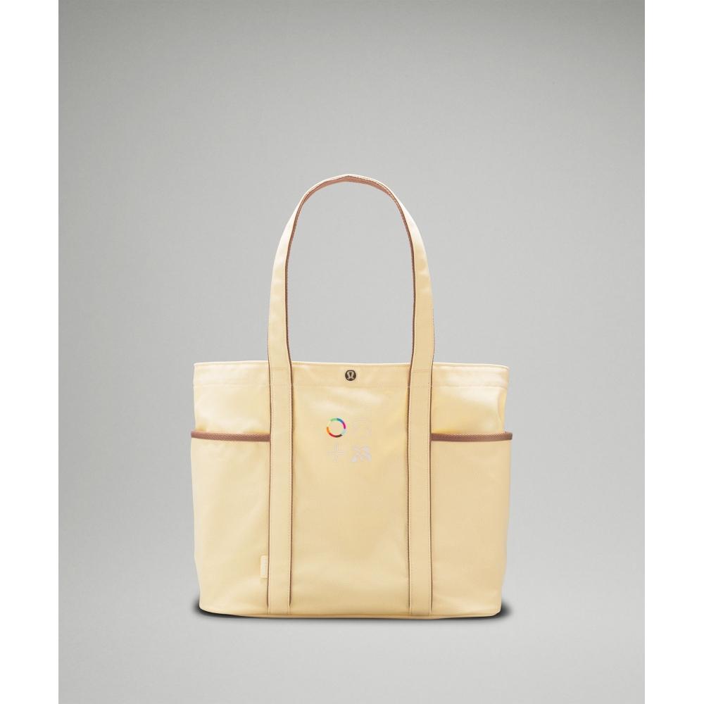 

Lululemon Daily Multi Pocket Tote Bag 20l Pride Swirl Yellow Spanish Oak ONE SIZE