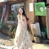 This year's popular and beautiful skirts are women's summer new French holiday style beautiful printed sleeveless vest dress