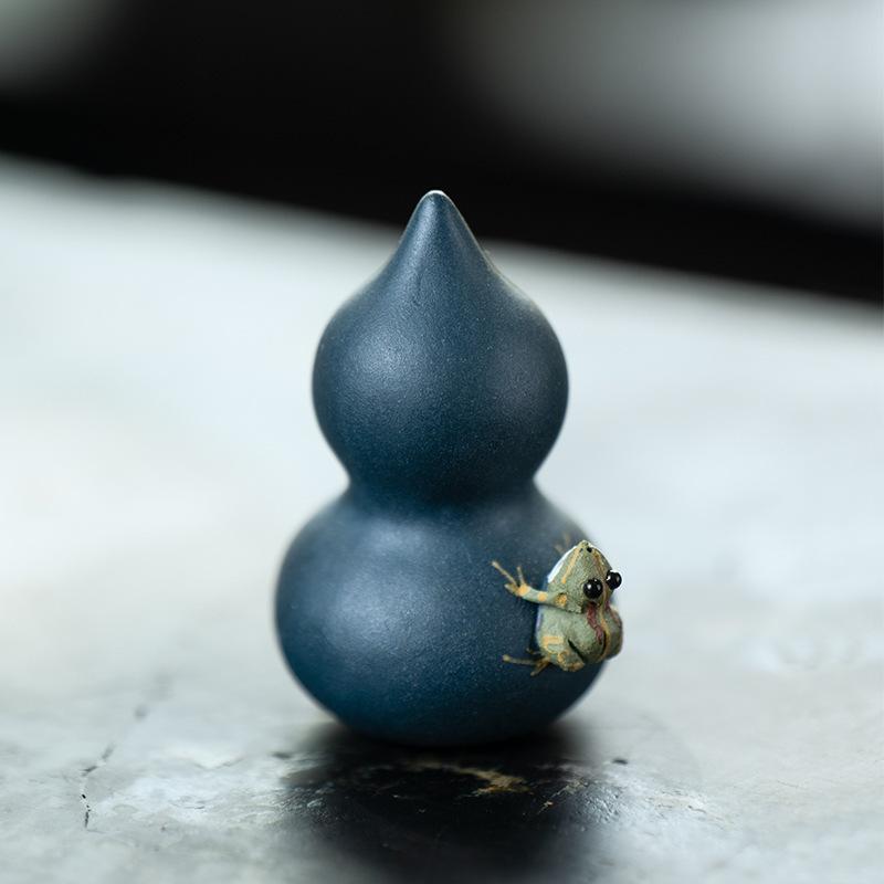 Yixing Zisha Water Spraying Frog Gourd Tea Pet Vintage Tea Sculpture Tea Figurine Play Toys Tea Statue Ornaments Supplies Craft