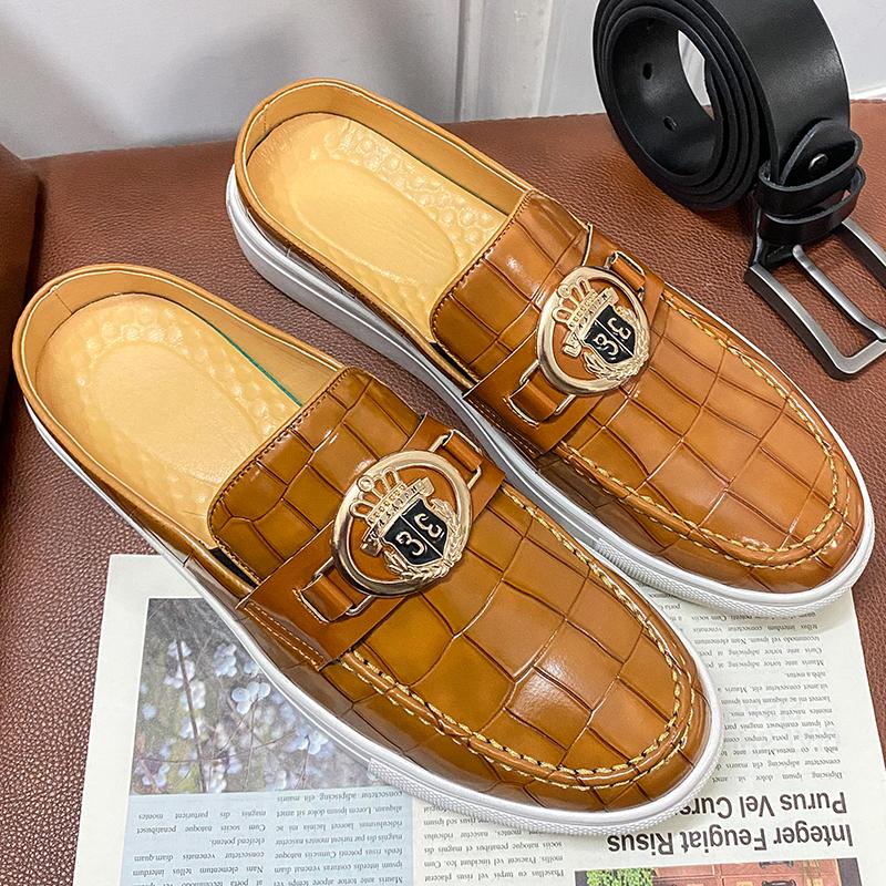 Fashion Breathable Loafers Men Shoes PU Mules Striped Embossed Pattern Flats Slip-on Half Sandals Male Casual Comfortable Leather Shoes