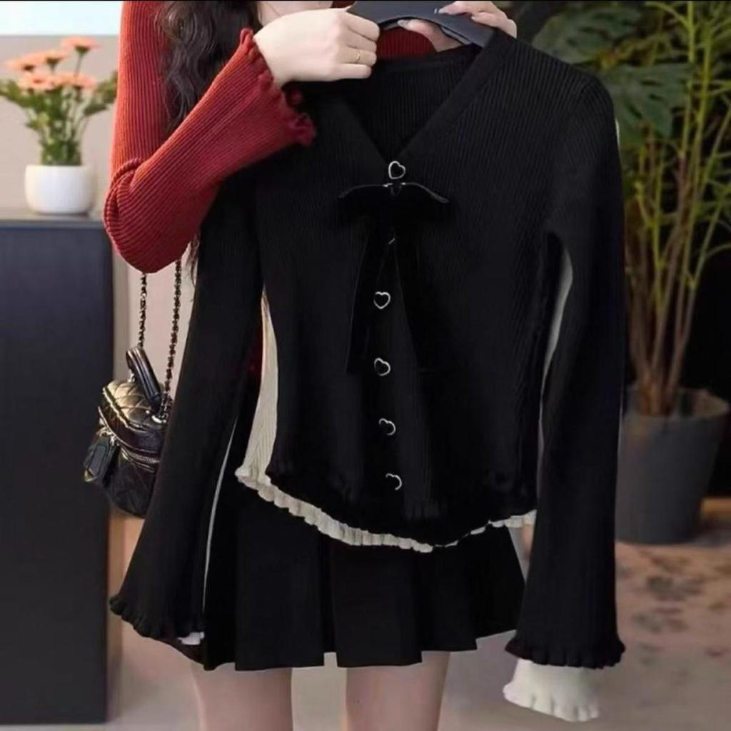 Plus Size Women's Bow Collar Knit Cardigan for Autumn/Winter - Sweet, Age-Reducing, Black/Red/Apricot