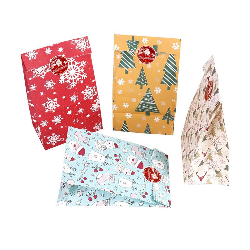 

24pcs Christmas Kraft Paper Bags Snowflakes Candy Gift Bags Merry Christmas Decoration Gift Wrapping Treat Bags With Stickers 22x7.5x11.5cm