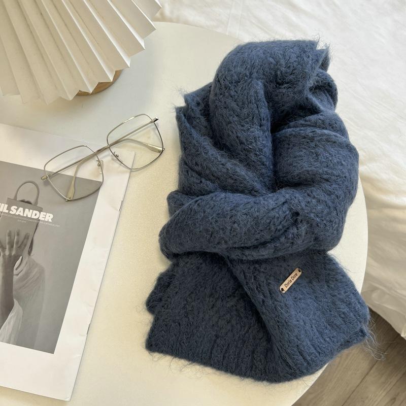 Winter New Wool Scarf High Sense Female Winter New Knitted Thickened Warm Soft Glutinous Alpaca Scarf