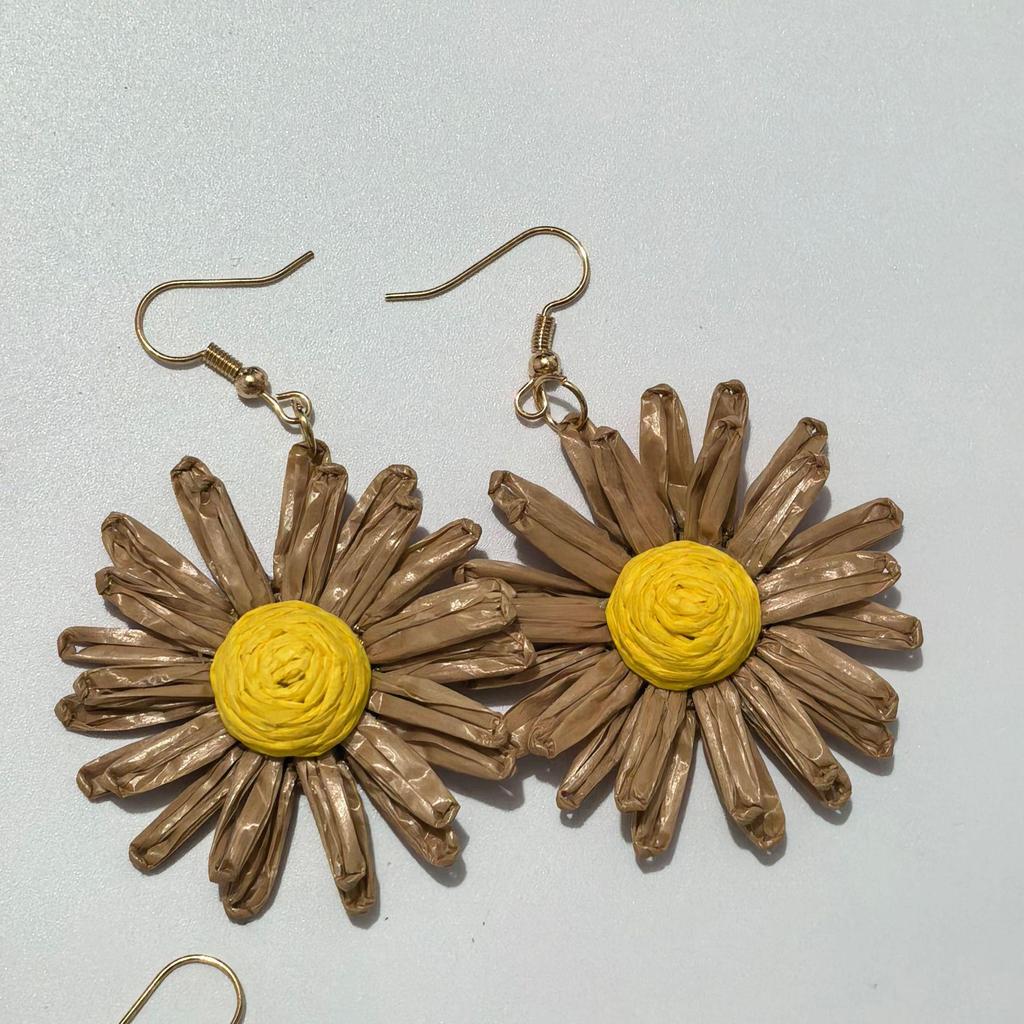 Colorful Raffia Flower Dangle Earrings: Summer Beach Style, European & American Fashion, Versatile & Exaggerated Design