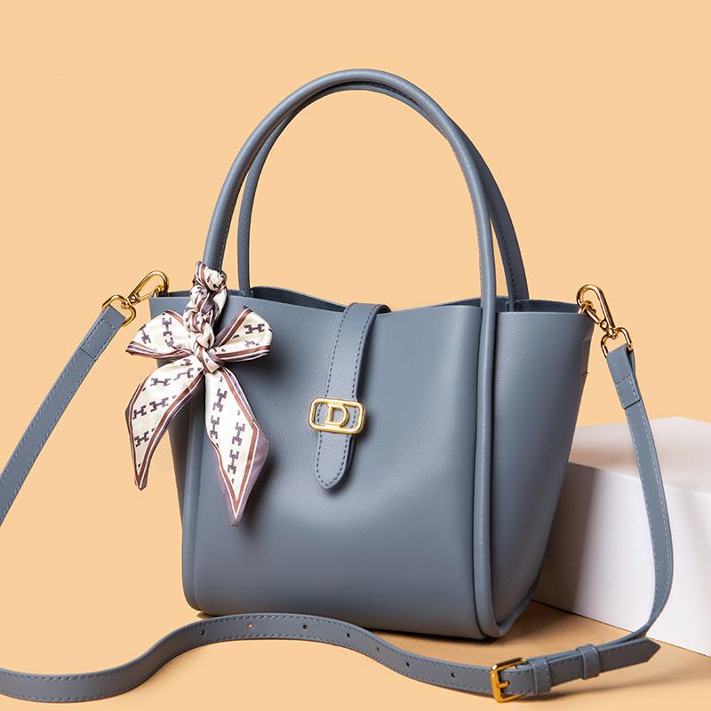 Leather Fashion Vegetable Basket Bag, Simple Portable Bucket Bag, Women'S High-End Shoulder Messenger Bag