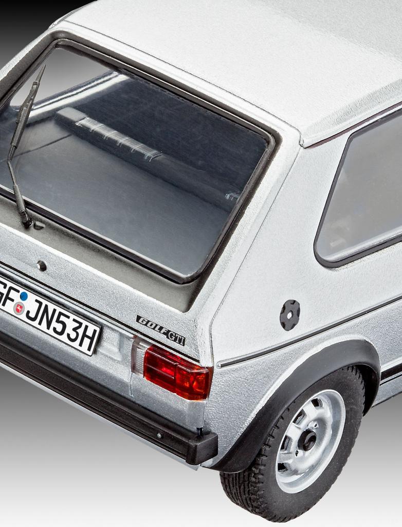 German Revell 1/24 VW Golf 1 GTI 07072 Plastic Model