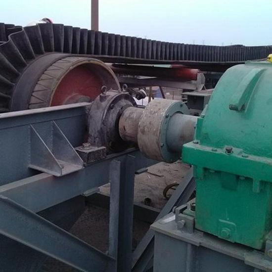 

High-Temperature Resistant Endless Black Rubber Skirted Conveyor Belt with Large Inclination Cleats