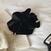Drop Wide Velvet Cameo Scrunchie [Black]