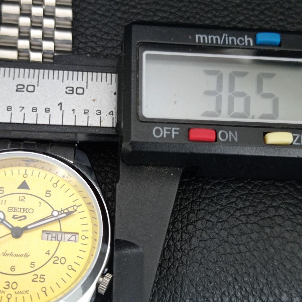 VINTAGE REFURBISHED SEIKO 5 AUTOMATIC JAPAN MENS YELLOW DIAL WATCH a445965-1