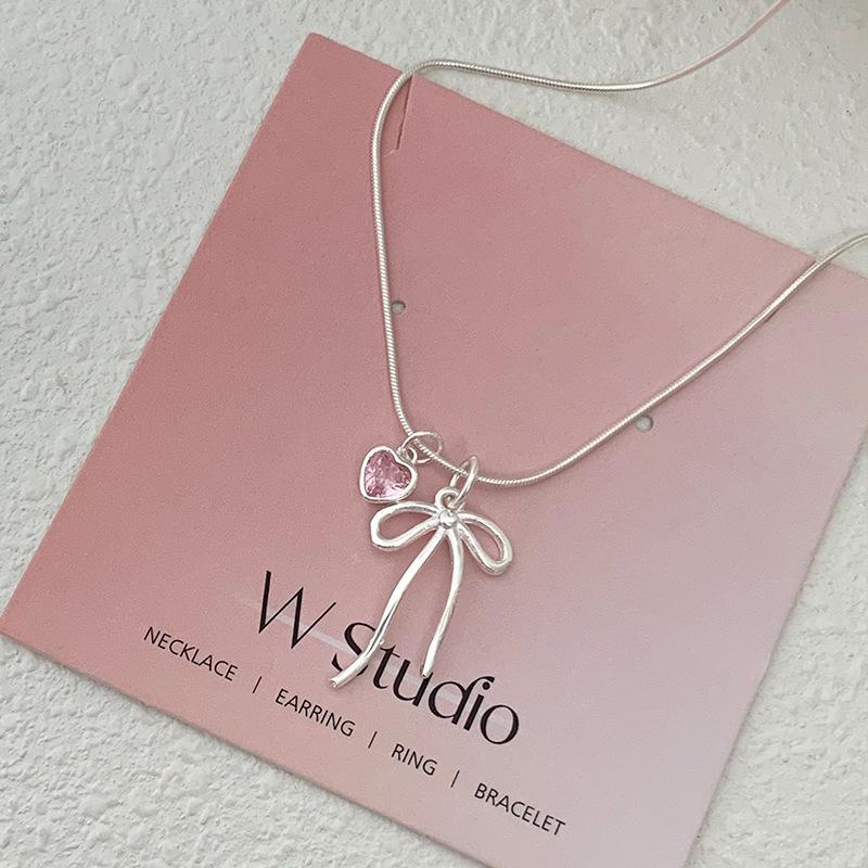 

Love zircon bow snake bone necklace niche design sense sweet temperament fine collarbone chain female INS