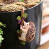 Exquisites Resin Craft Hedgehog Ornament Flower Pot Hanging Sculpture Suitable For Porch And Indoor Plant Display