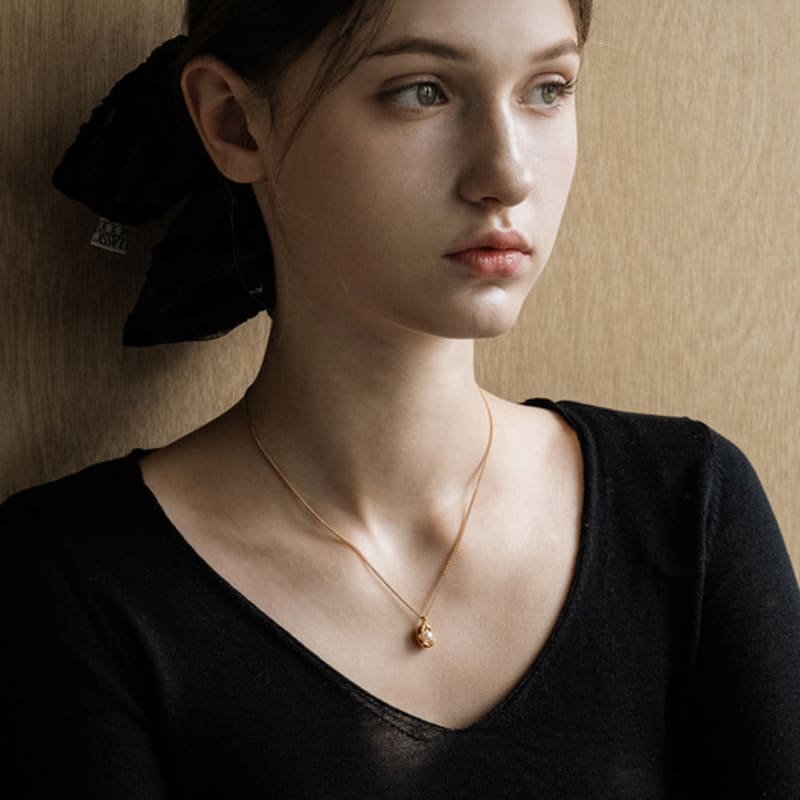 HAS HON014 Antique Pearl pendant Necklace