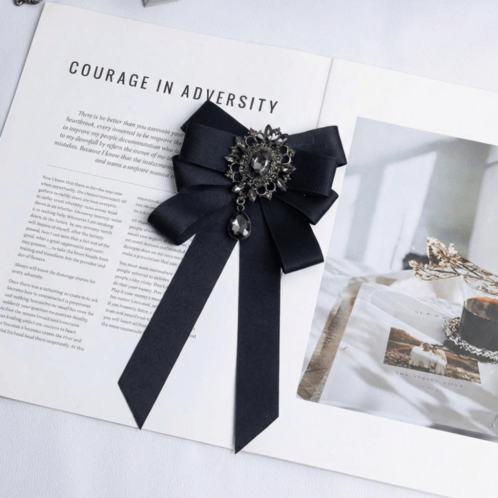 Elegant Alloy Bow Tie Pre-tied Rhinestone Bowknot Brooches Detachable Crystal Rhinestone Bowtie Jewelry Accessories