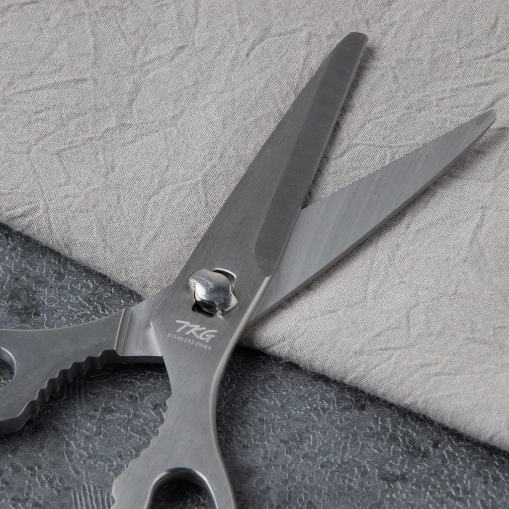 Endo Shoji TKG Kitchen made of stainless can be disassembled and cleaned for wavy blade makes the cutting part less total length for commercial