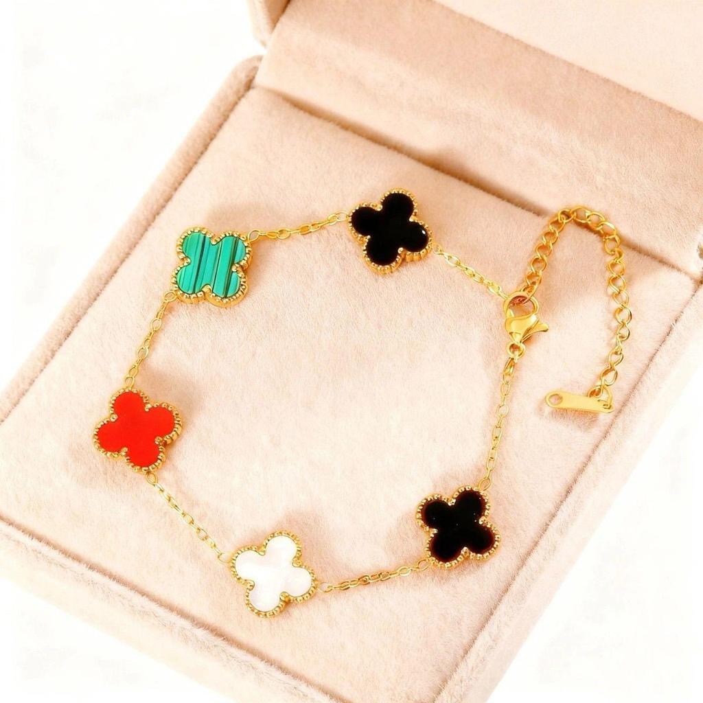 Titanium Steel Four-leaf Clover Bracelet Non-fading Double-sided Bracelet Classy Four-leaf Clover Bracelet