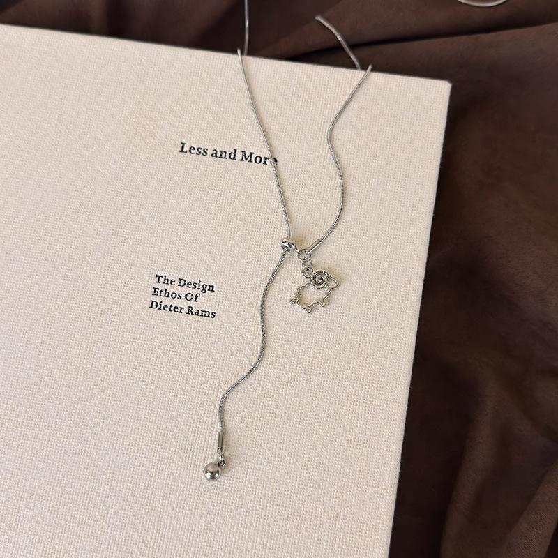 Silver Splicing Pull Asymmetric Sheep Pendant Necklace Long Sweater Chain Anti-Fade Trendy Jewelry for Music Festival Accessory