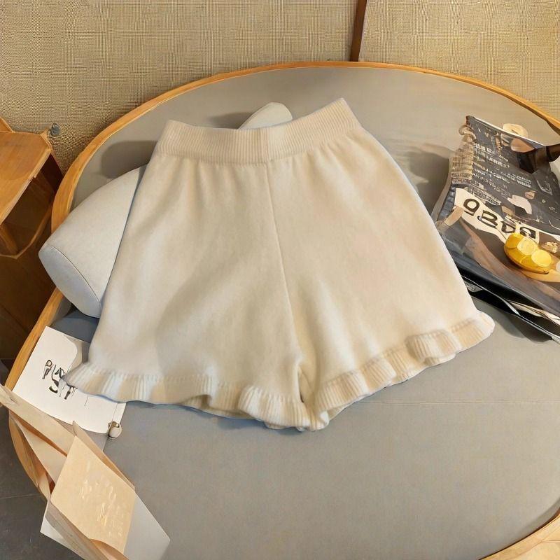 Lazy Minimalist Ruffle Trim Autumn/Winter High Waist Wool Knit Shorts for Women One Size