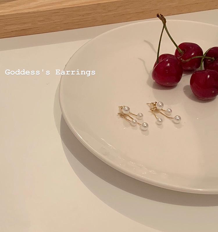 

Серьги с жемчужной кисточкой 2023: Трендовые, Нишевые, Нежные, Легкая Роскошь Пусеты для Женщин