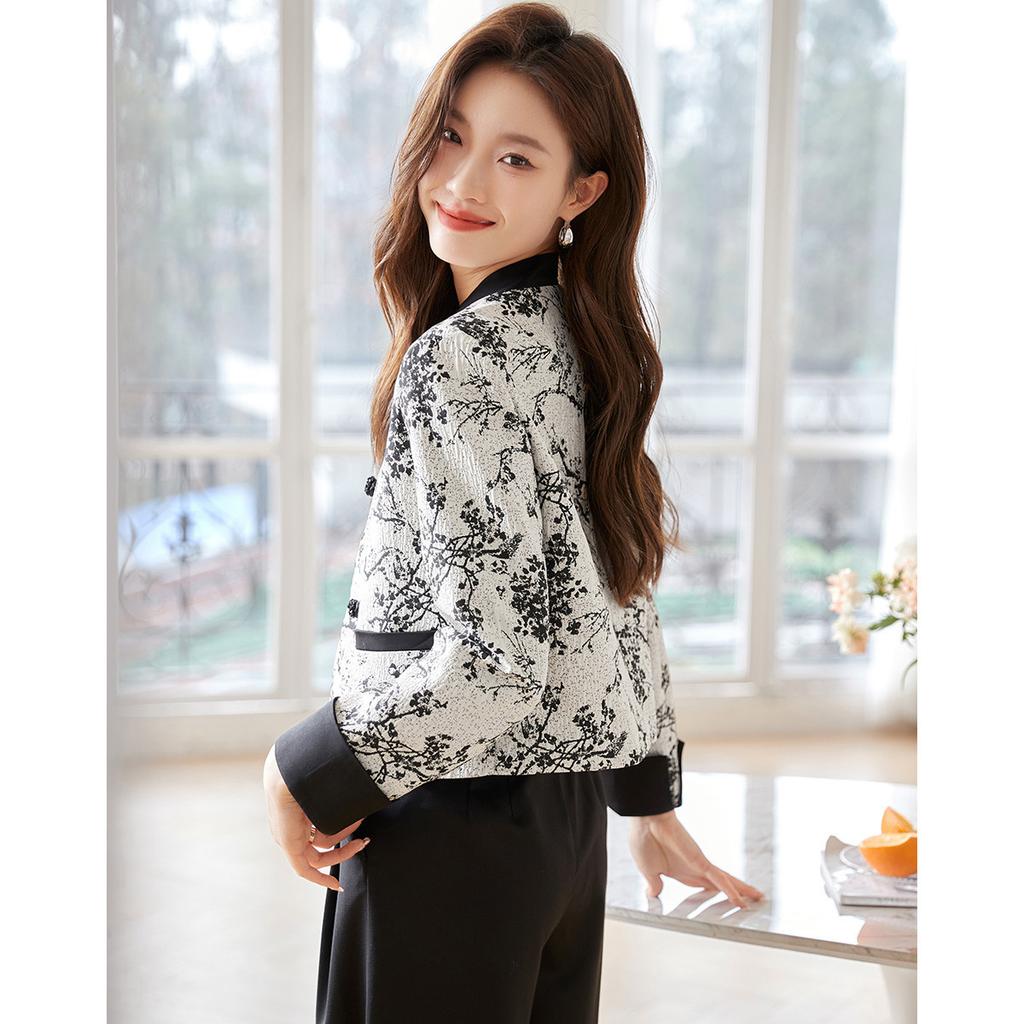Updated Chinese Style Jacket for Autumn Updated Womens Contrasting Color Button Jacket