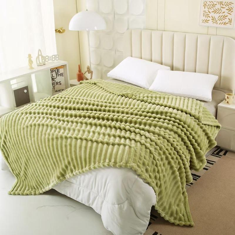 New 240-290g Flannel Double-sided Blanket Spring and Autumn Leisure Blanket Office Nap Blanket