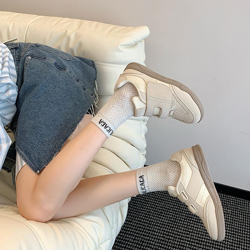 

Autumn new sports and leisure shoes, sports shoes breathable women s low-top white shoes summer 42 абрикосовый