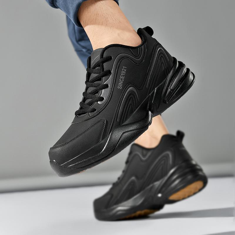 Autumn and Winter Sports Casual Shoes Men's Shoes Extra Large Size Running Shoes Leather Surface Waterproof Travel Shoes Non-slip Sports Shoes
