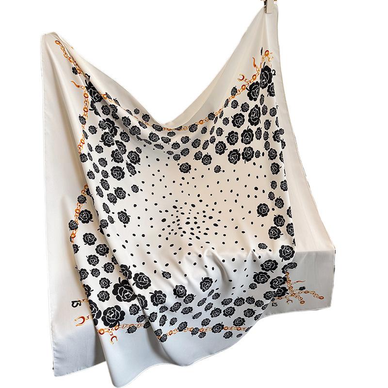 Fashion personalized twill flower chain printed silk scarf 91 large square scarf Korean retro decorative thin scarf