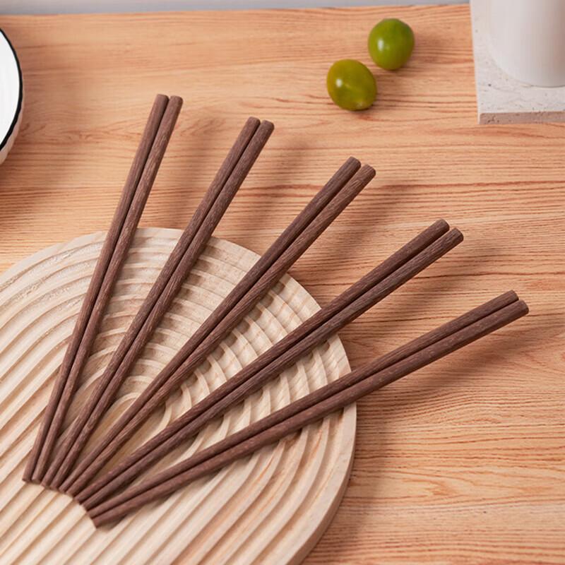 

Zhang Xiaoquan Red Sandalwood Chopsticks - 5 Pairs Set