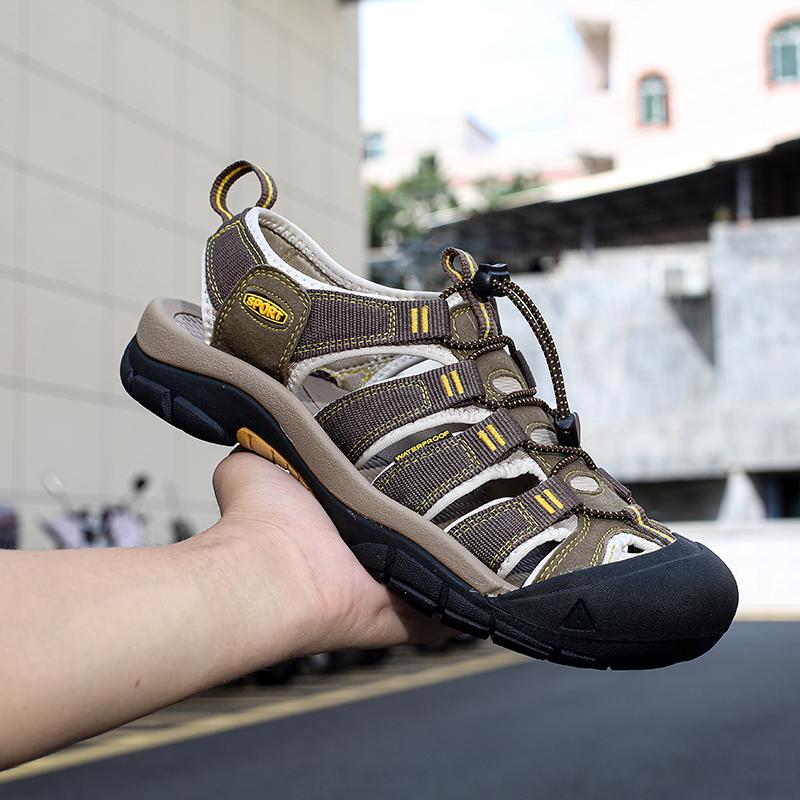 

Модные летние дышащие мужские кожаные повседневные сандалии с защитой пальцев, на толстой подошве, для пляжного отдыха, сандалии для отпуска, кроссовки для пеших прогулок 46 хаки