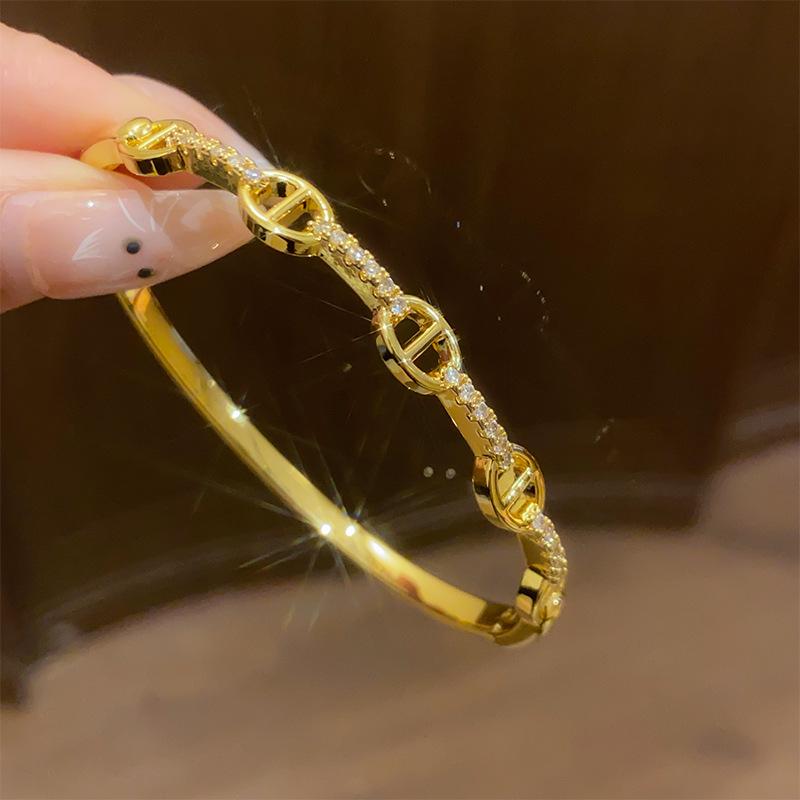 18K Gold Plated Zircon Bow Double Layer Bracelet - Korean Style Versatile Bangle with High-End Niche Design