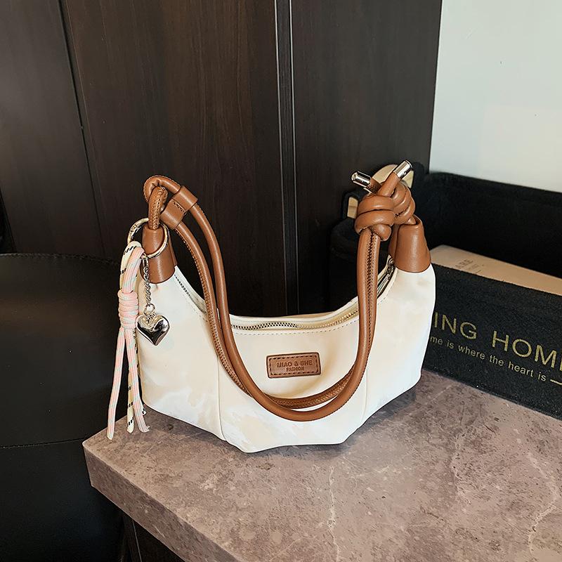 Popular Dumpling Bag Women's Summer New Casual Versatile Shoulder Bag Fashion Commuter Messenger Bag