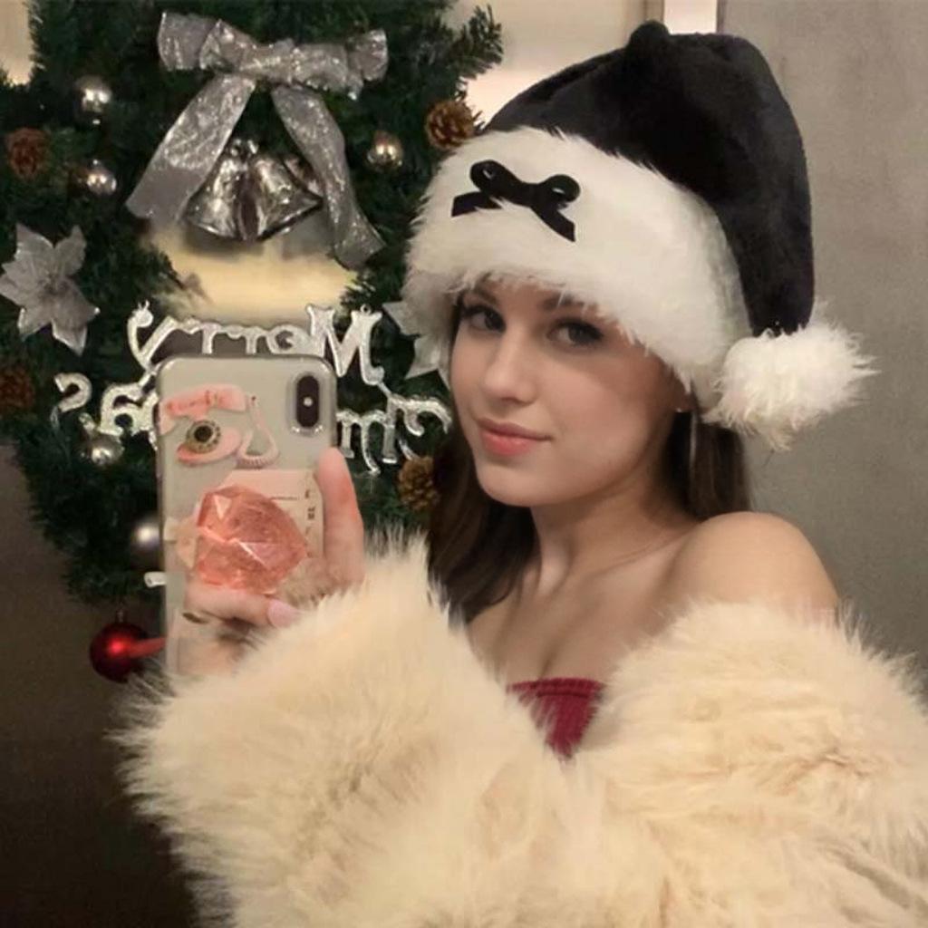 New Bow Plush Christmas Hat Adult Red Black Xmas Hat Women Santa Claus Cosplay Props Winter Caps DIY Christmas Party Decor Gift