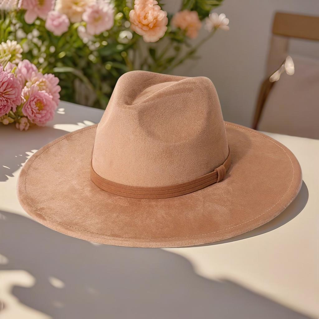 Women's Suede Hat with Colorful Heart-shaped Top and Wide Brim, Gentleman's Hat