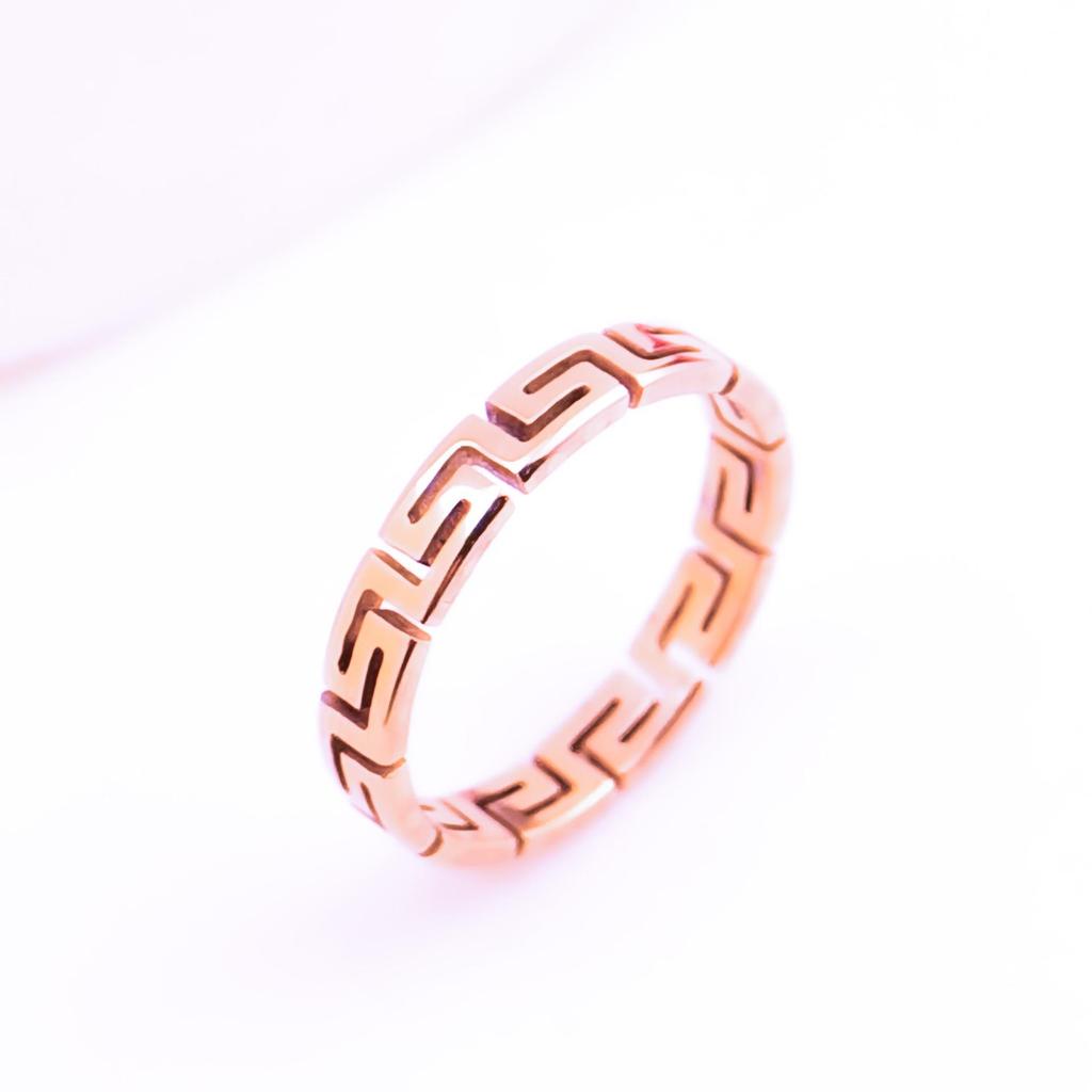 Women's Stainless Steel Titanium Ring - Non-Fading High-End Luxury Plain Band