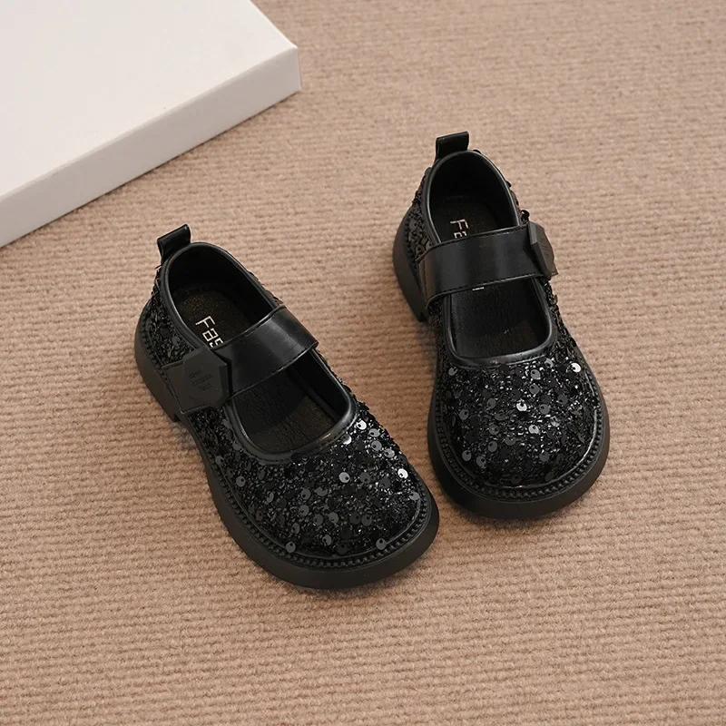 

Туфли принцессы для девочек с блестящими пайетками Детские кожаные туфли с круглым носком на липучке 2025 Новая мода Детские туфли на плоской подошве Нескользящие 26 чёрный