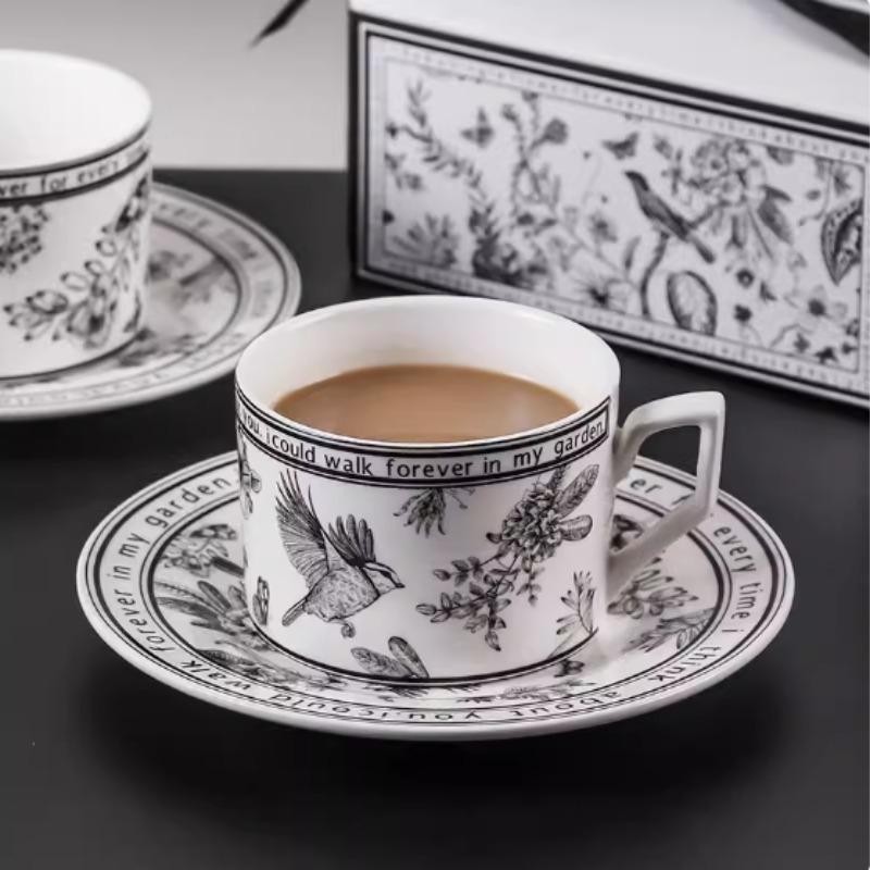 Pinellia flower coffee cup and plate set in a small fragrant cup, with handle, Nordic style, with high aesthetic value