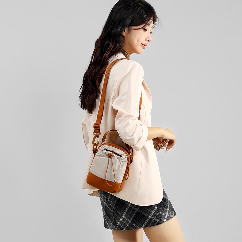 Leichte Handy-Tasche Damen Mehrschichtige Schulter-Umhängetasche Sport Wasserflaschentasche