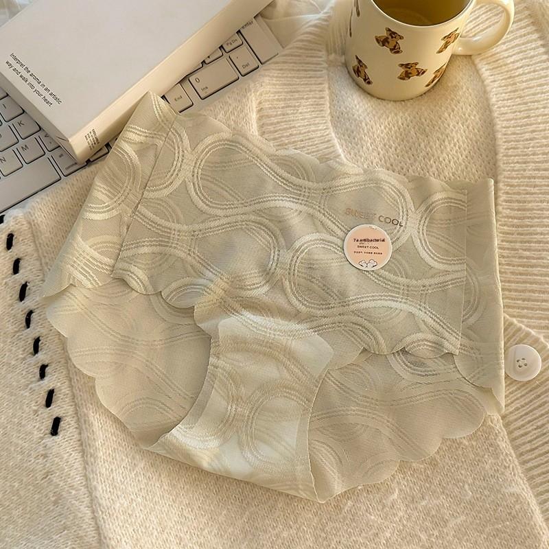 Female Summer Sexy Lace Pure Desire Wind Ice Silk Breathable Antibacterial No Trace Briefs