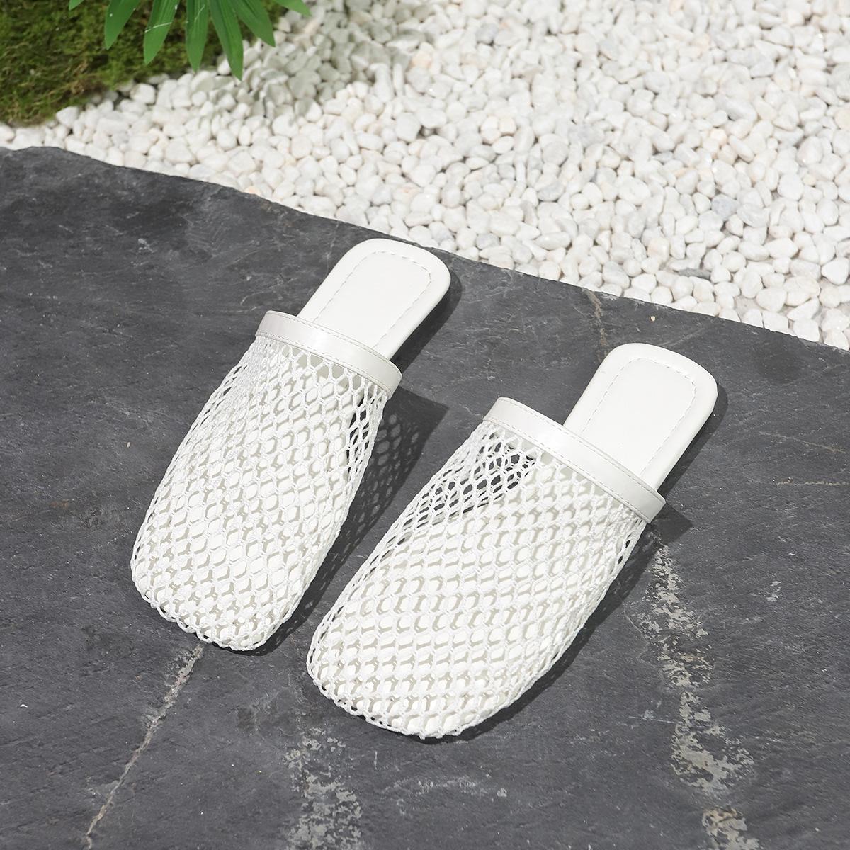 

Large size niche fishnet woven hollow Roman slippers women s new square head lazy flat bottom bag head half slippers 43 белый