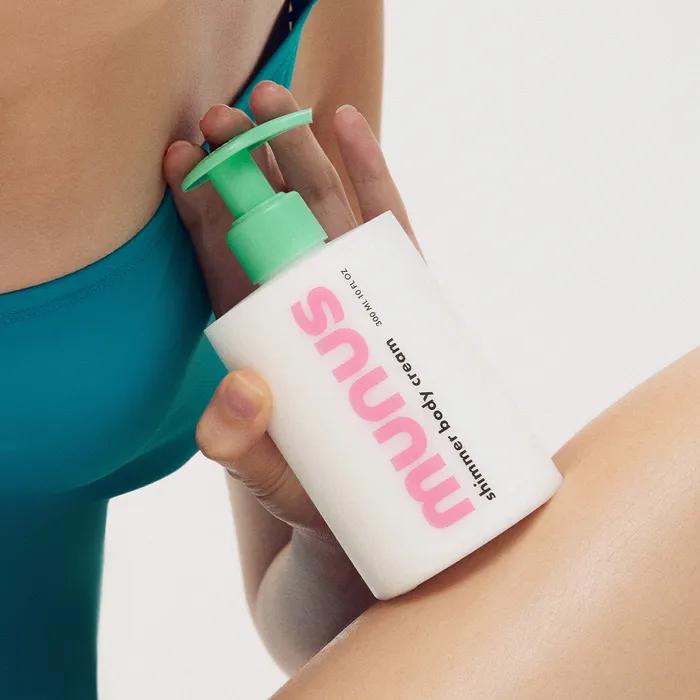 

Мерцающий крем для тела 300 мл (Выберите 1 из 2) Summer Dawn