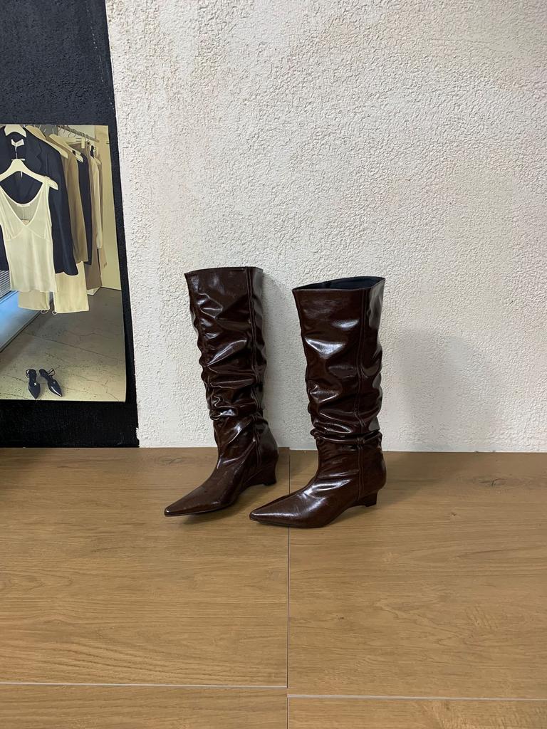 Autumn and winter new European and American long tube slope heel wide tube high boots wrinkled but knee piled boots
