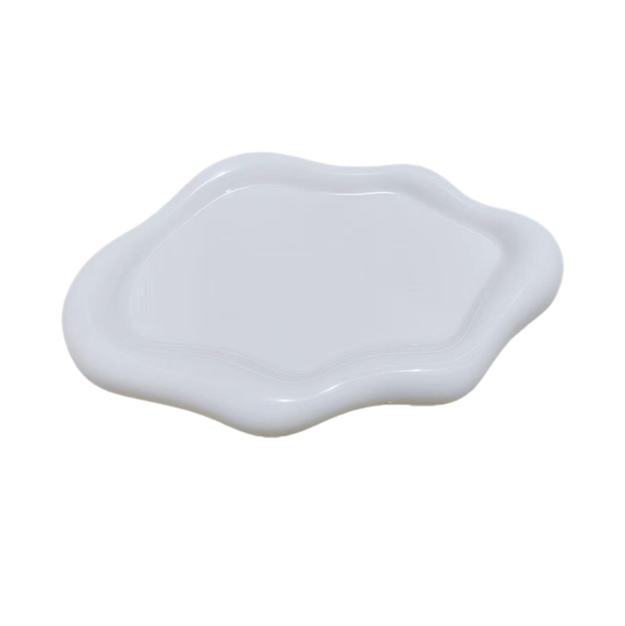 

Minimalist Electroplated Silver & White Jewelry Storage Tray 19.5 x 13.5 x 1.5 cm