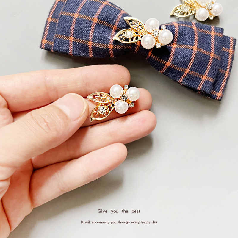 10PCS Pearl Flower Rhinestone Buttons Sparkling Crystal Hairpins Decoration Clothes Sewing Accessories