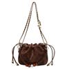 Early spring contrasting color bucket bag design sense portable bundle cloud bag lazy wind shoulder messenger bag