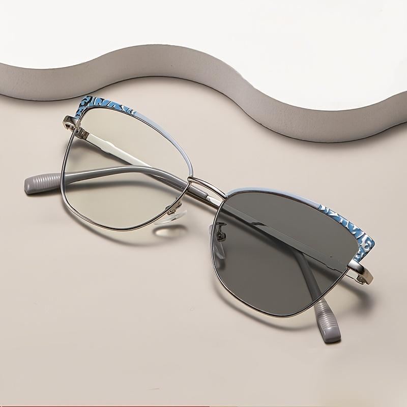 1Pcs Fashionable New Cat Eye Frame Women'S Trendy Metal European And American Flat Mirror Color Changing Anti Blue Light Glasses